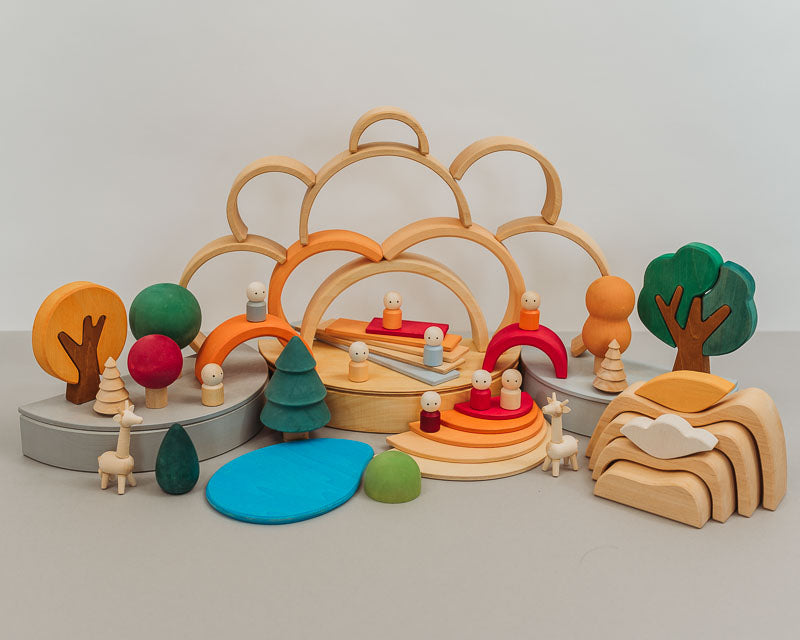 Rainbow Wooden Construction Play Set peg dolls with hats (Free Shipping)
